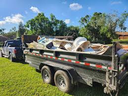 Best Garage Cleanout  in Lauderdale Lakes, FL